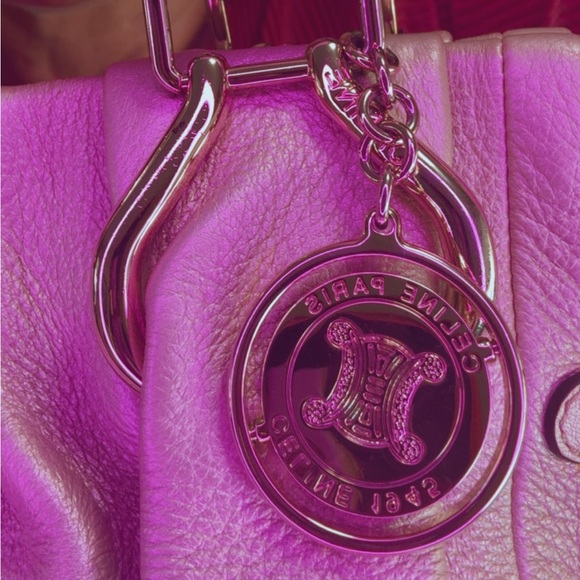 Authenticated Celine Elegant Gold Large Leather Women's Tote Bag with Duster COA - Picture 9 of 16